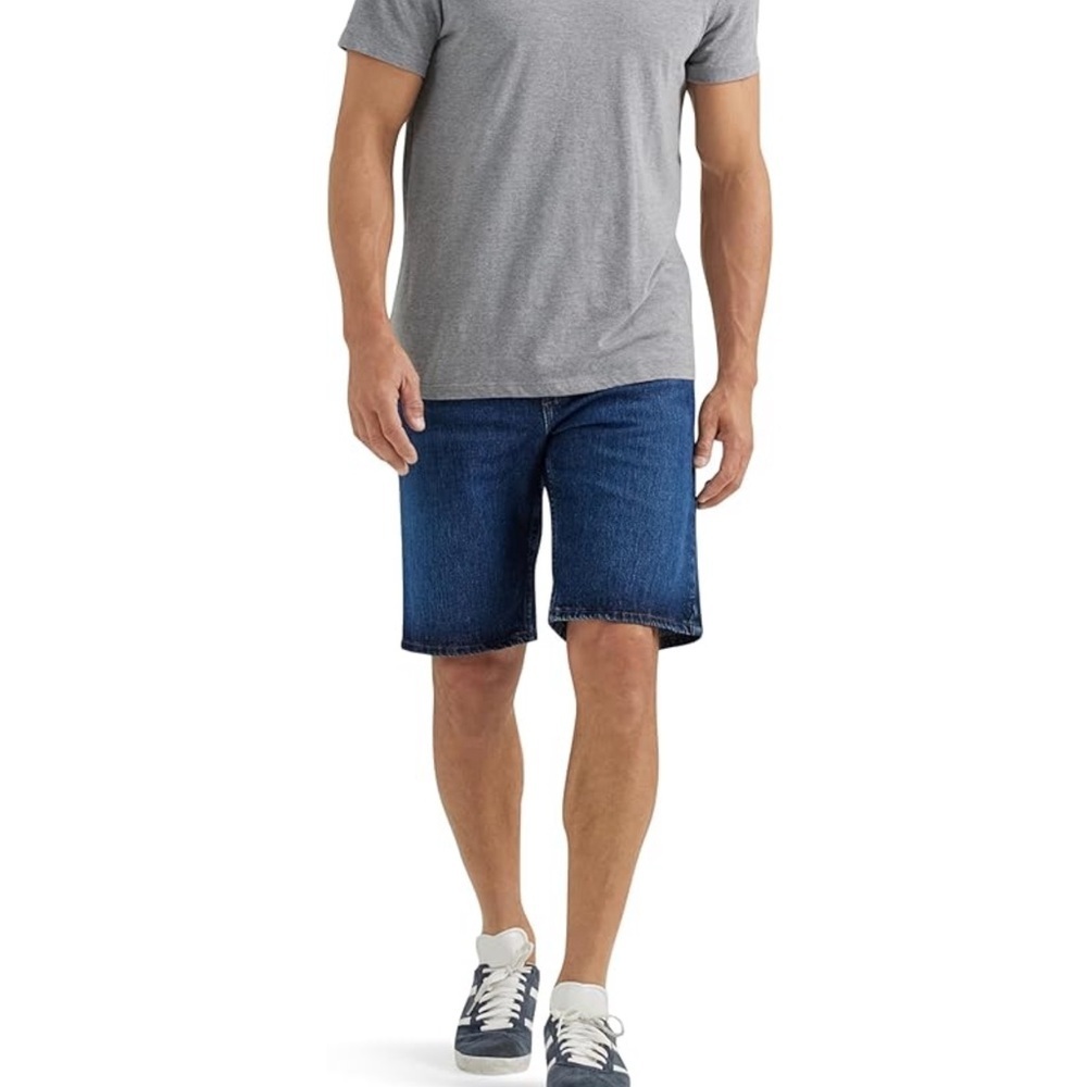 Men's Lee Berkley Blue Denim Shorts Sz 42 NWT